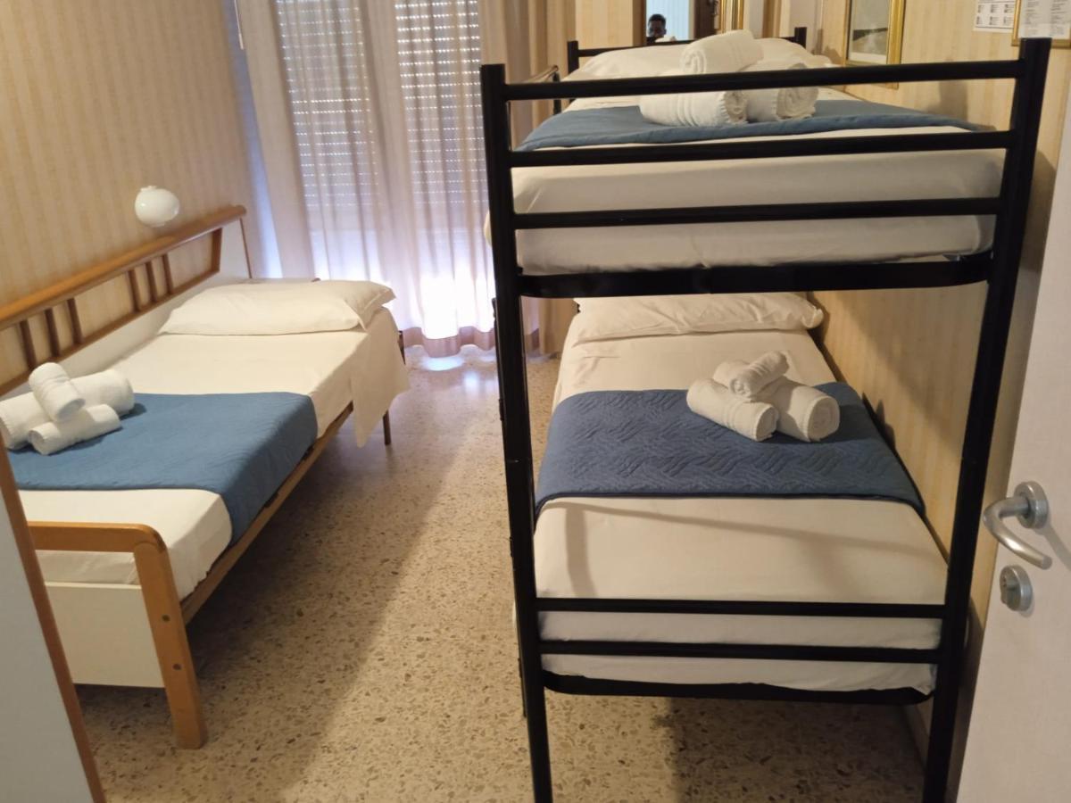 Club Hotel Residence Cesenatico Extérieur photo